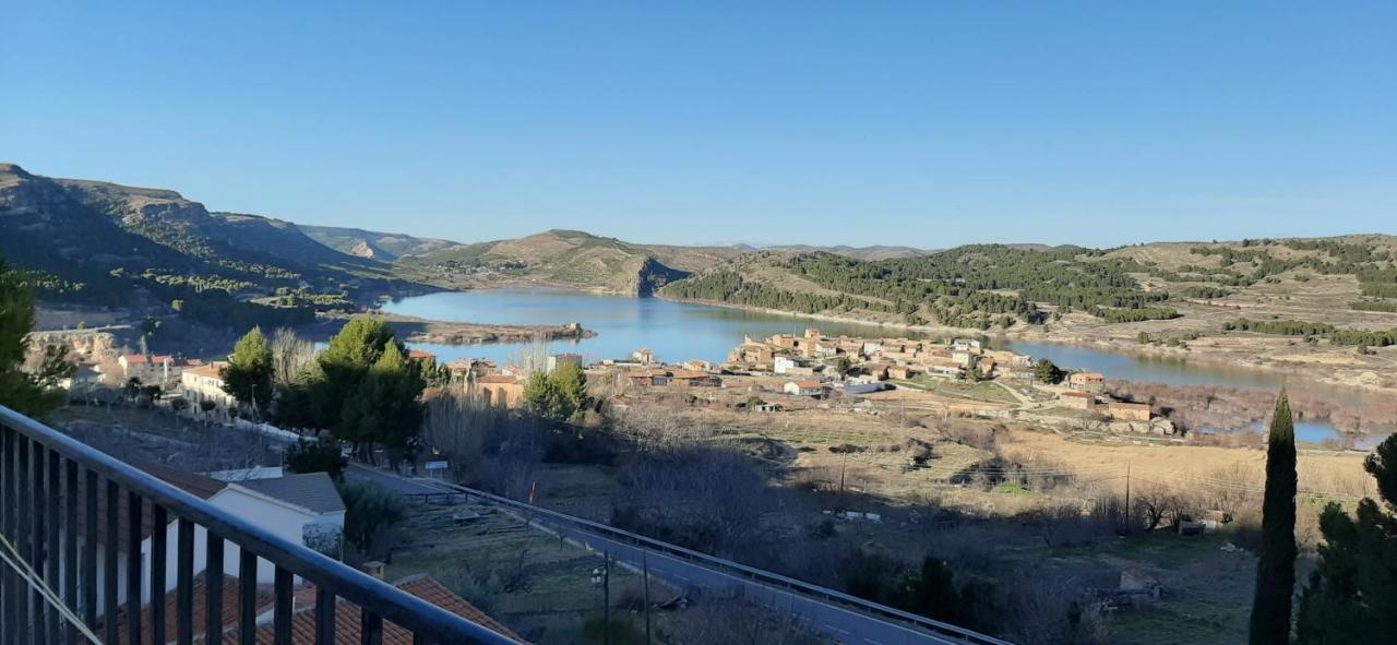 Apartamentos Rurales La Posada De Donato Nuévalos Eksteriør bilde